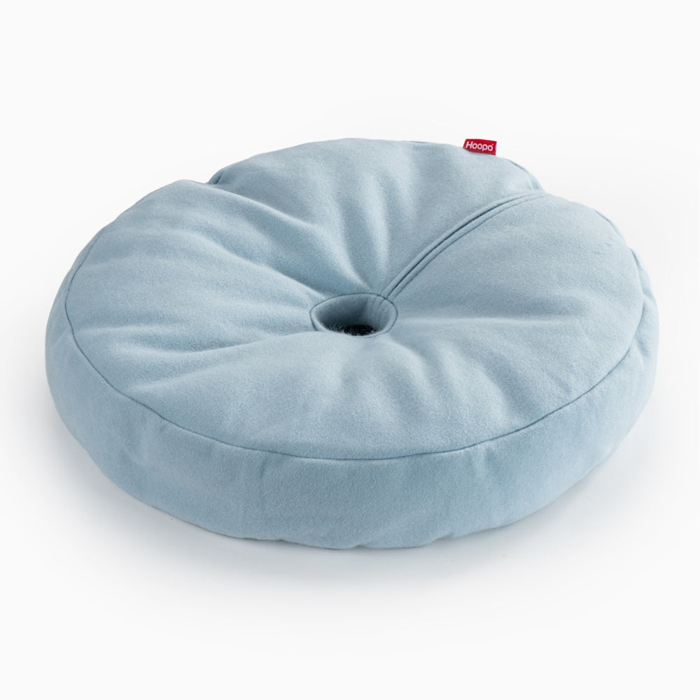 High-quality, soft cat bed with comfortable design